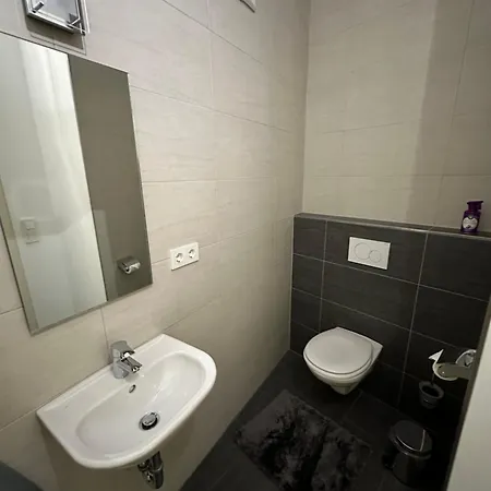 Geraeumiges Modernes Apartment 1-6 Personen Imst Exterior photo