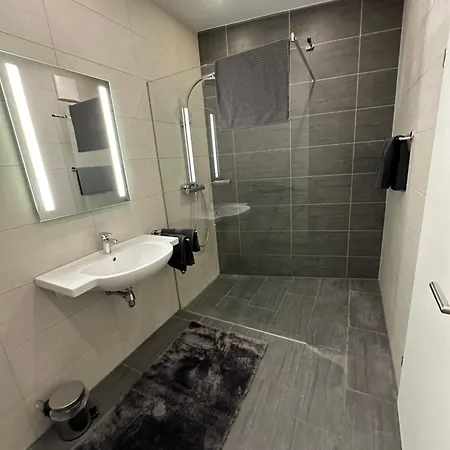 Geraeumiges Modernes Apartment 1-6 Personen Imst Exterior photo
